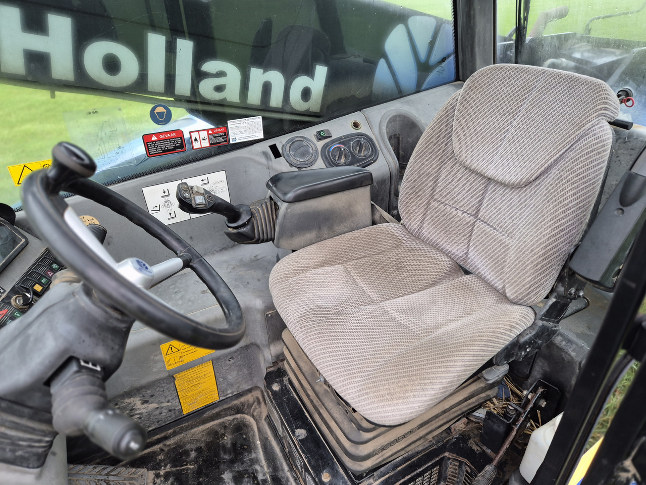 Stavebné stroje NEW HOLLAND LM 5040: obrázok 7 Stavebné stroje NEW HOLLAND LM 5040: obrázok 7