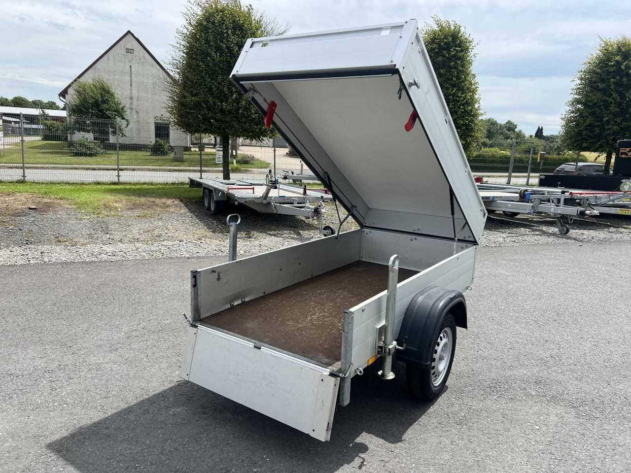 ANSSEMS GT 750 HT Deckelanhänger - Auto príves: obrázok 3 ANSSEMS GT 750 HT Deckelanhänger - Auto príves: obrázok 3