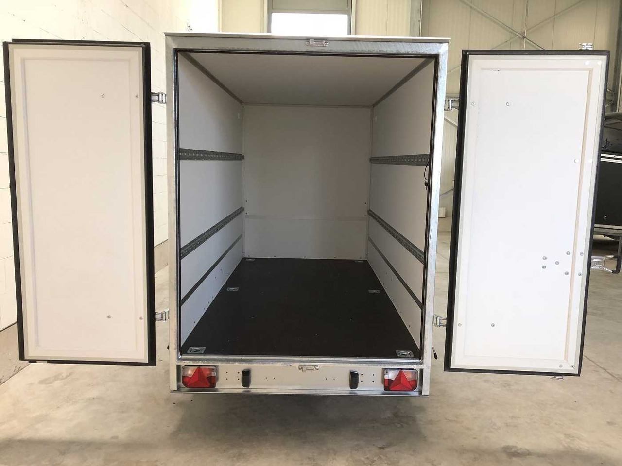 BLYSS F1330HD Kofferanhänger - Príves skriňové: obrázok 2 BLYSS F1330HD Kofferanhänger - Príves skriňové: obrázok 2