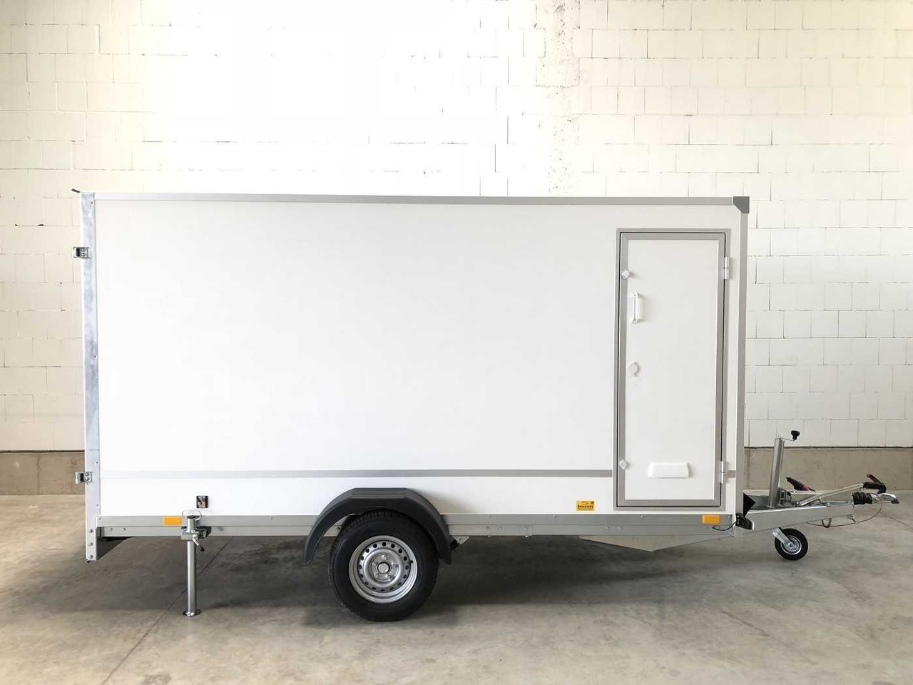 BLYSS F1336HD Seitentür Kofferanhänger - Príves skriňové: obrázok 1 BLYSS F1336HD Seitentür Kofferanhänger - Príves skriňové: obrázok 1