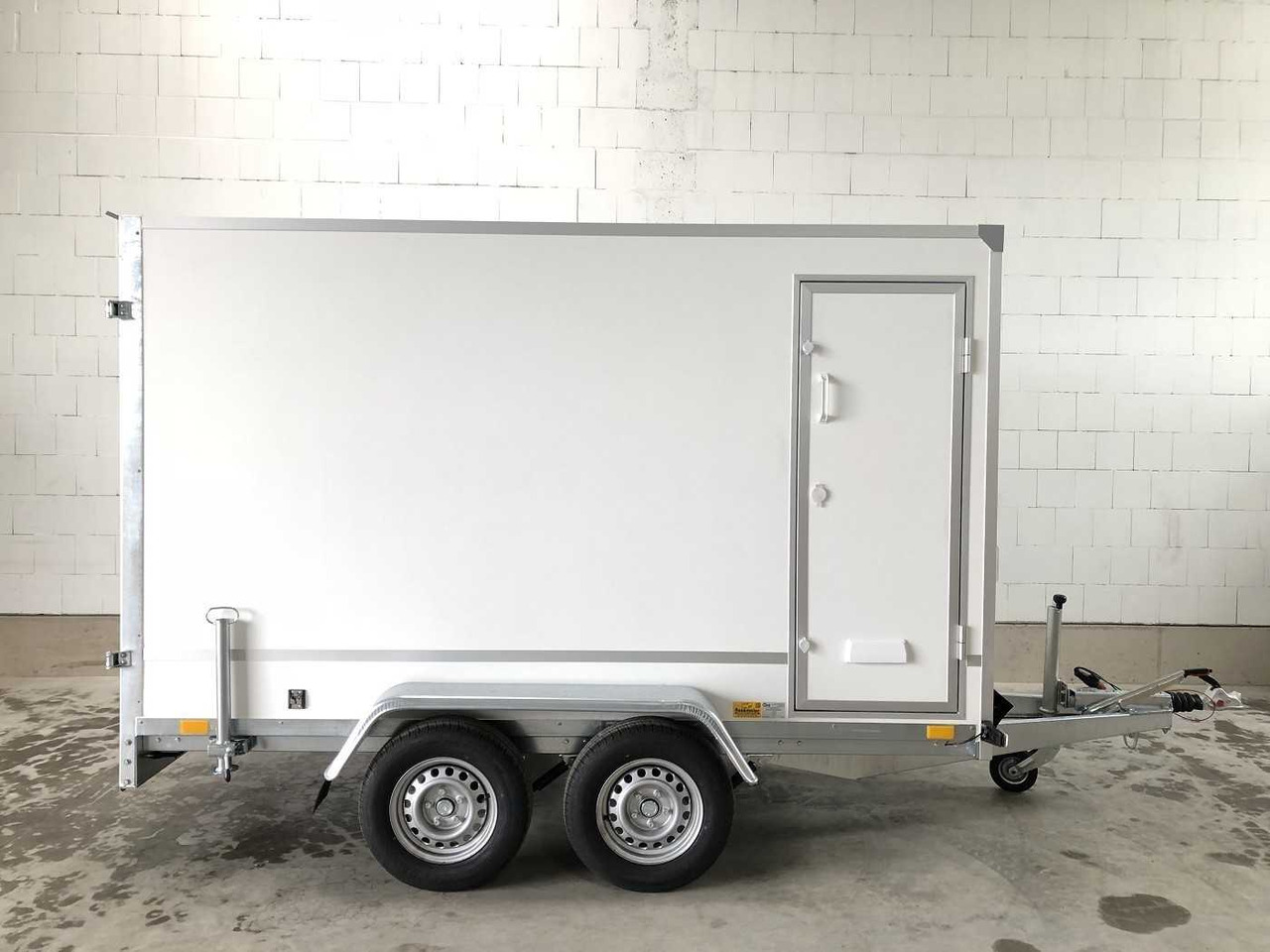 BLYSS F2030HTD Seitentür Kofferanhänger - Príves skriňové: obrázok 3 BLYSS F2030HTD Seitentür Kofferanhänger - Príves skriňové: obrázok 3