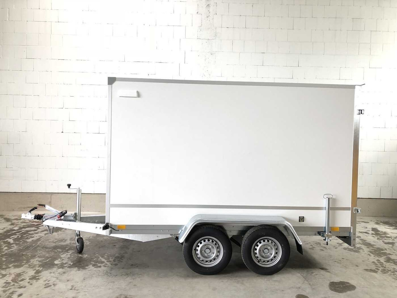 BLYSS F2030HTD Seitentür Kofferanhänger - Príves skriňové: obrázok 2 BLYSS F2030HTD Seitentür Kofferanhänger - Príves skriňové: obrázok 2
