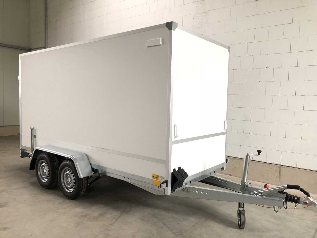BLYSS F2736HTD Rampe Kofferanhänger - Príves skriňové: obrázok 2 BLYSS F2736HTD Rampe Kofferanhänger - Príves skriňové: obrázok 2
