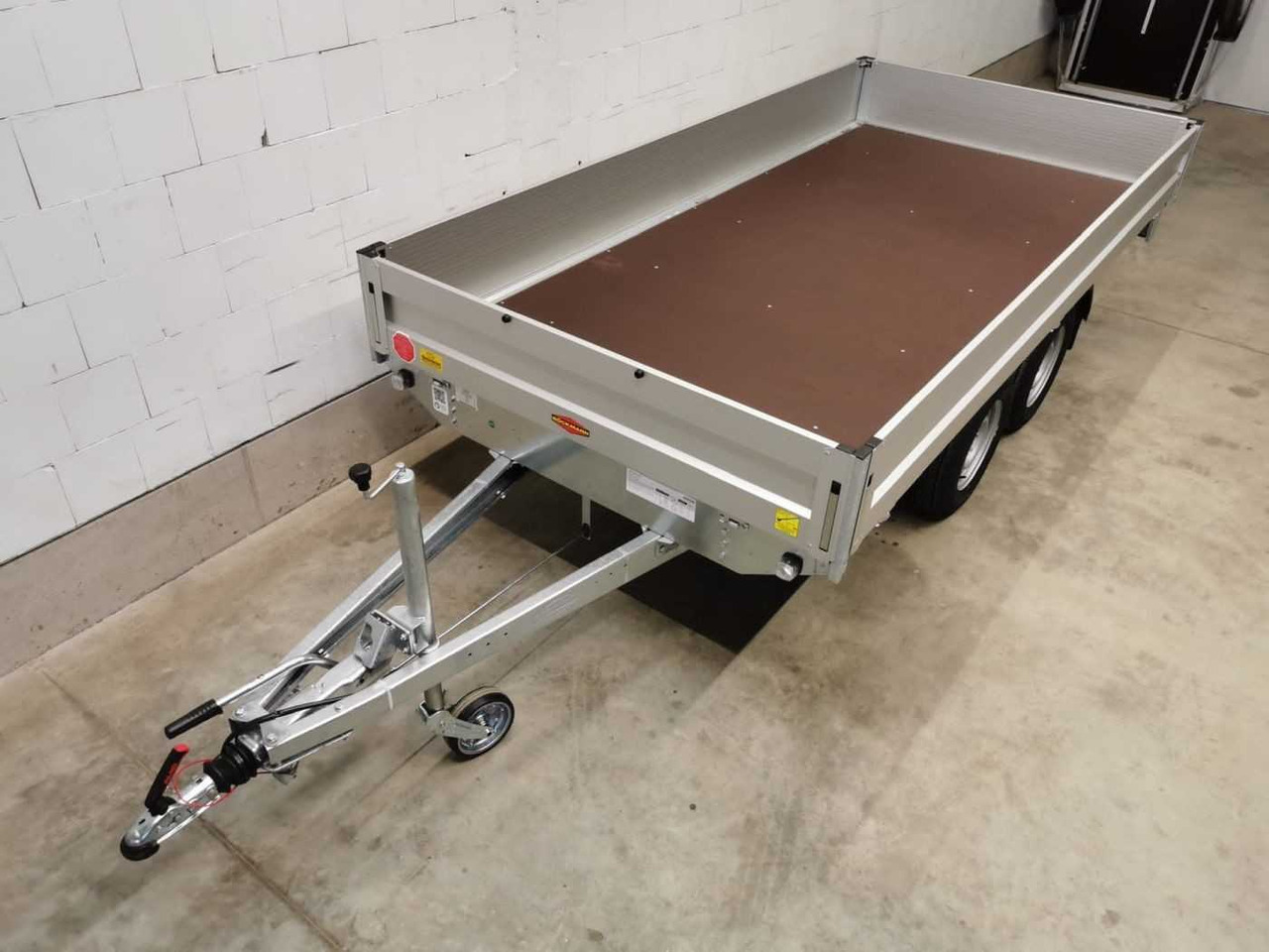 BOECKMANN HL-AL 3718/35 Eco XXL Hochlader - Auto príves: obrázok 4 BOECKMANN HL-AL 3718/35 Eco XXL Hochlader - Auto príves: obrázok 4