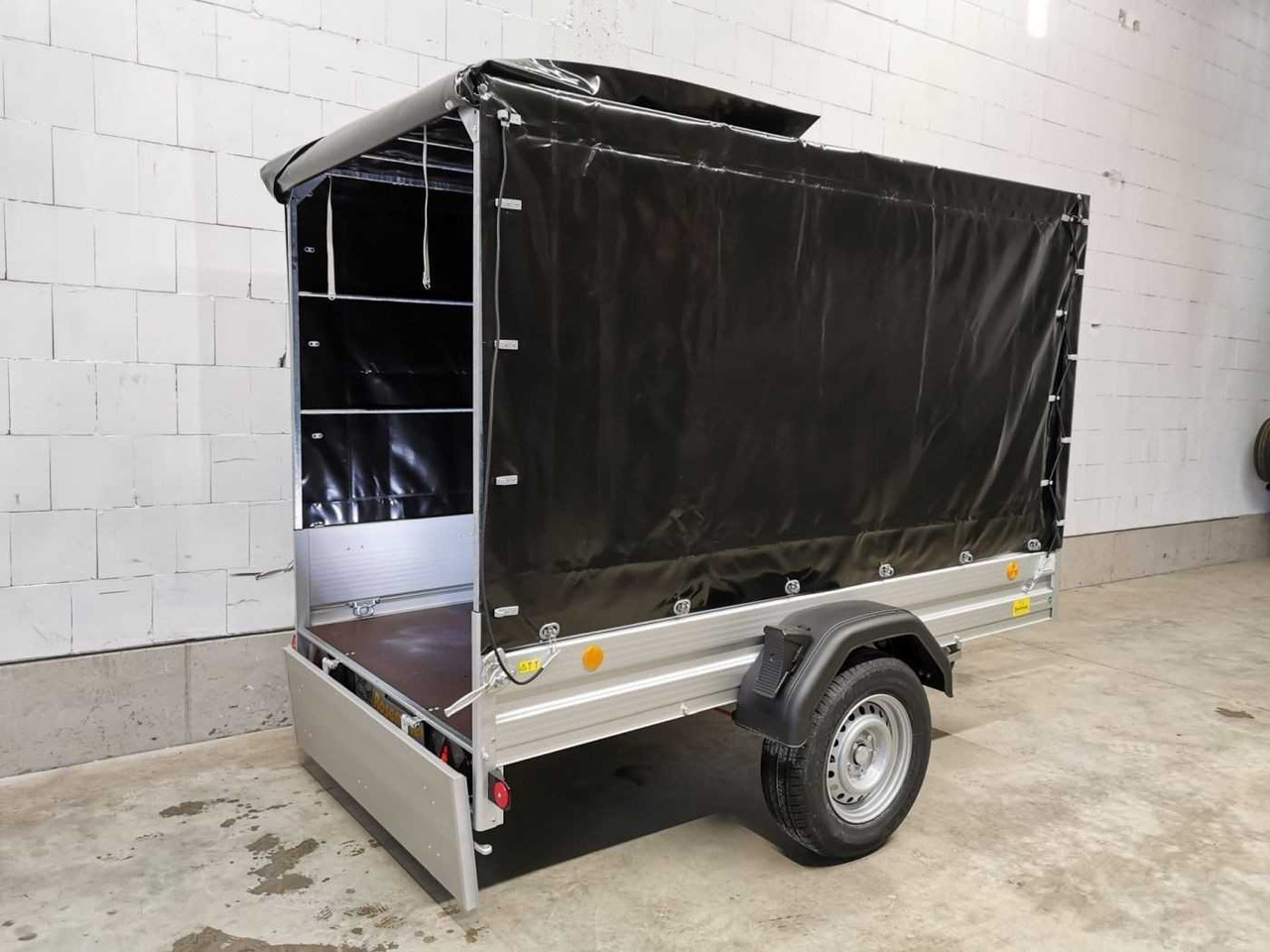 BOECKMANN TL-AL 2513/135 Eco XXL Plane Kastenanhänger gebr - Auto príves: obrázok 5 BOECKMANN TL-AL 2513/135 Eco XXL Plane Kastenanhänger gebr - Auto príves: obrázok 5
