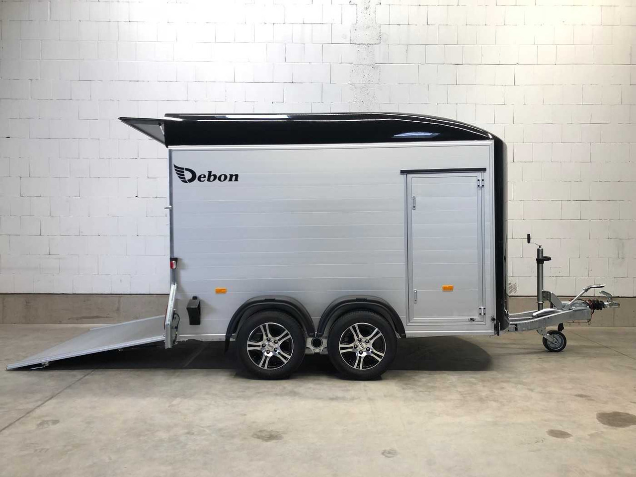 CHEVAL LIBERTE DEBON C500 Roadster Alu-Felgen Kofferanhänger - Príves na prepravu motocyklov: obrázok 2 CHEVAL LIBERTE DEBON C500 Roadster Alu-Felgen Kofferanhänger - Príves na prepravu motocyklov: obrázok 2