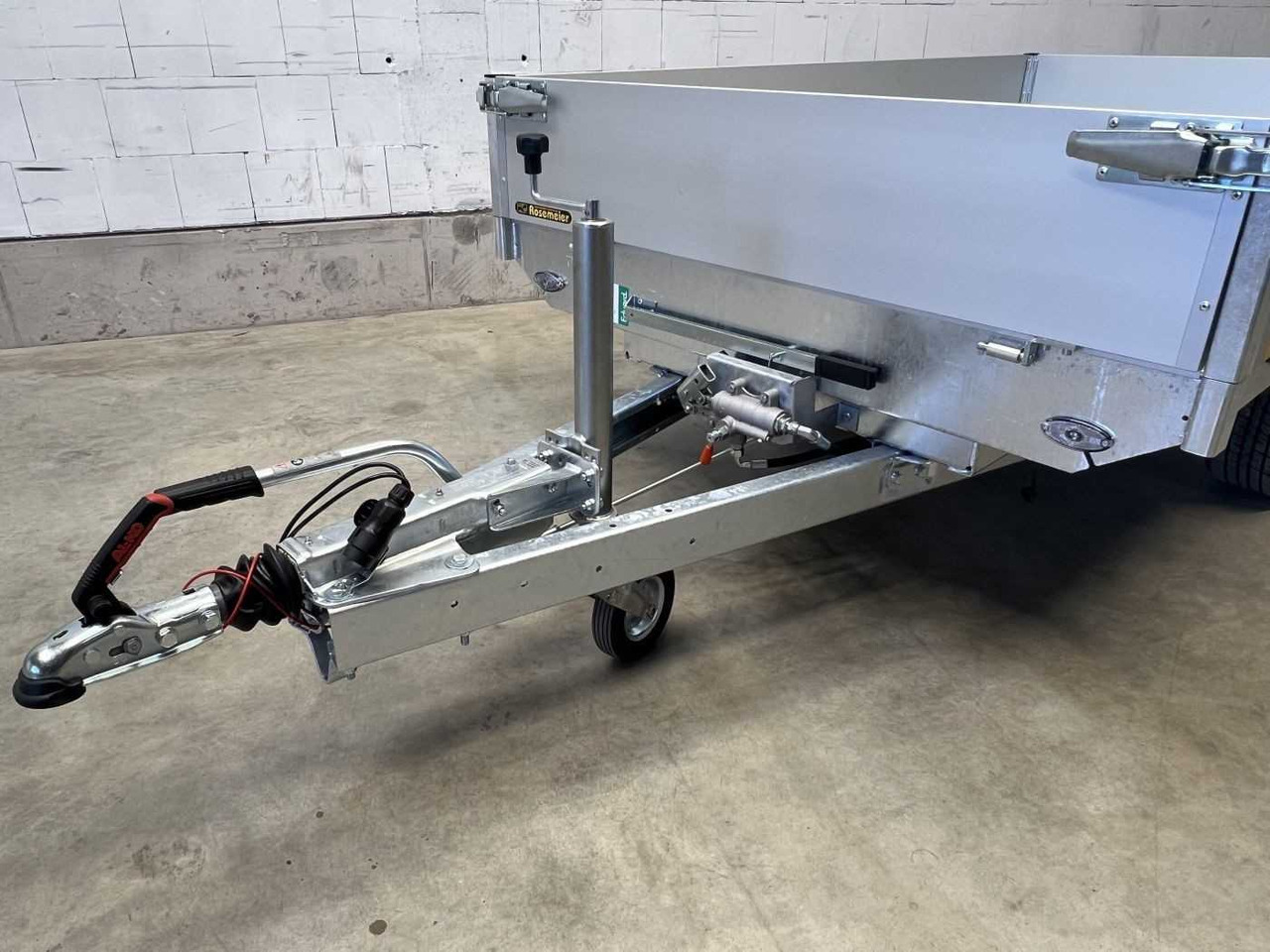 Leasing EDUARD 2615-3-13-1563-P Rückwärtskipper EDUARD 2615-3-13-1563-P Rückwärtskipper: obrázok 14 Leasing EDUARD 2615-3-13-1563-P Rückwärtskipper EDUARD 2615-3-13-1563-P Rückwärtskipper: obrázok 14