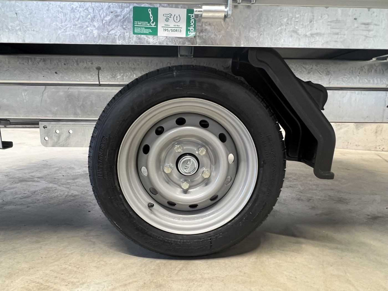 Leasing EDUARD 2615-3-13-1563-P Rückwärtskipper EDUARD 2615-3-13-1563-P Rückwärtskipper: obrázok 20 Leasing EDUARD 2615-3-13-1563-P Rückwärtskipper EDUARD 2615-3-13-1563-P Rückwärtskipper: obrázok 20