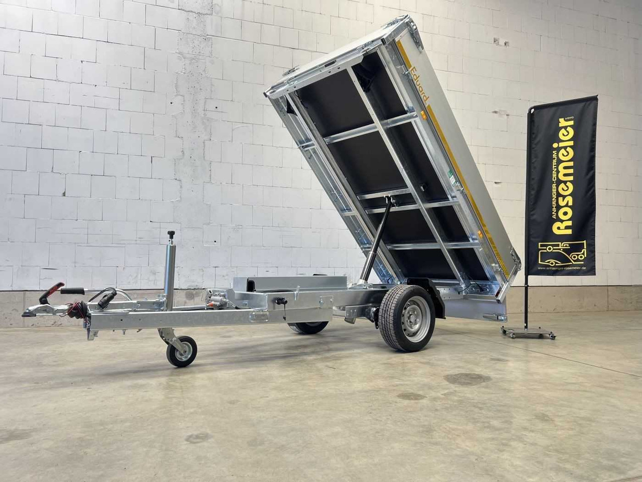 Leasing EDUARD 2615-3-13-1563-P Rückwärtskipper EDUARD 2615-3-13-1563-P Rückwärtskipper: obrázok 25 Leasing EDUARD 2615-3-13-1563-P Rückwärtskipper EDUARD 2615-3-13-1563-P Rückwärtskipper: obrázok 25