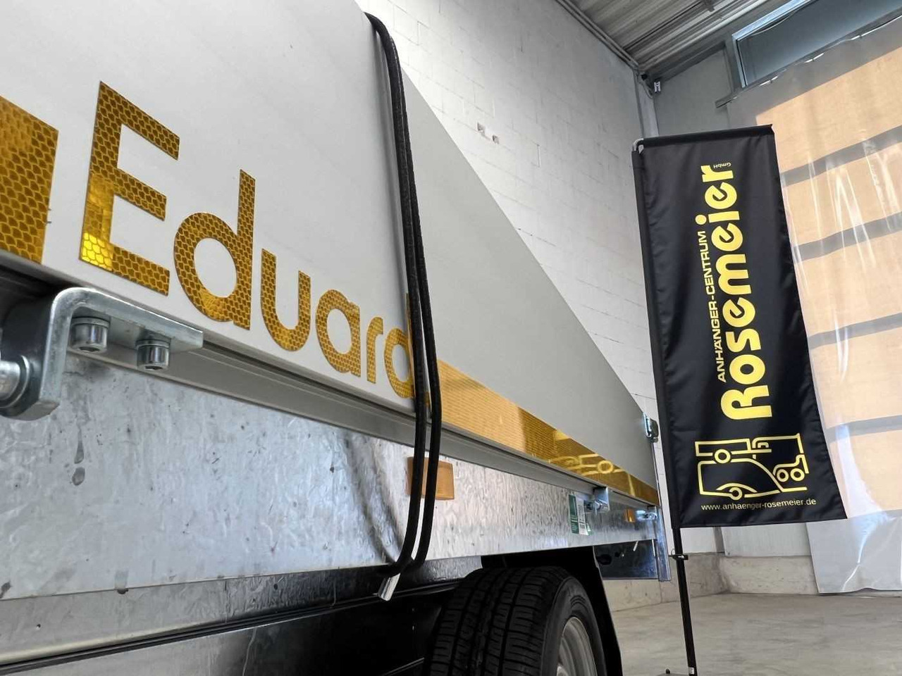 Leasing EDUARD 2615-3-13-1563-P Rückwärtskipper EDUARD 2615-3-13-1563-P Rückwärtskipper: obrázok 13 Leasing EDUARD 2615-3-13-1563-P Rückwärtskipper EDUARD 2615-3-13-1563-P Rückwärtskipper: obrázok 13