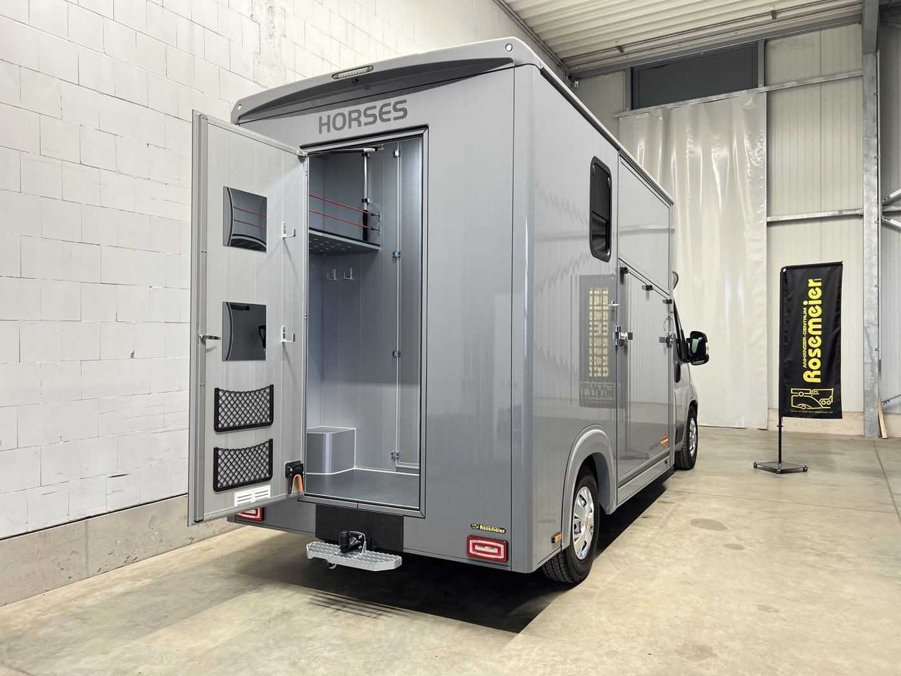 Nákladné auto na prepravu koní Fiat Compact Basic LKW: obrázok 12