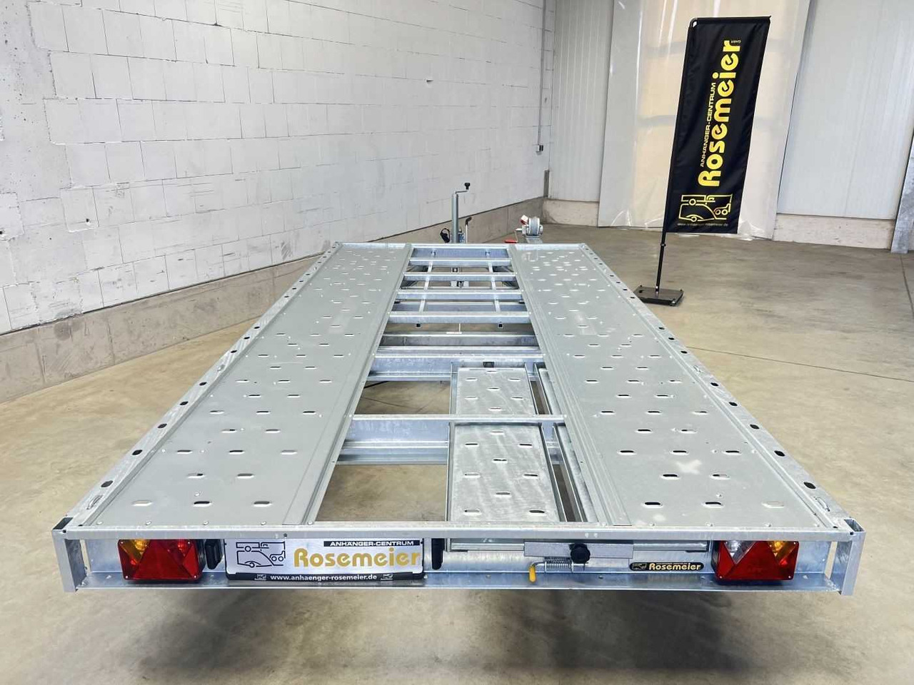 GT Kippbar 400/2 S 2,7T Autotransporter - Príves prepravník áut: obrázok 3 GT Kippbar 400/2 S 2,7T Autotransporter - Príves prepravník áut: obrázok 3