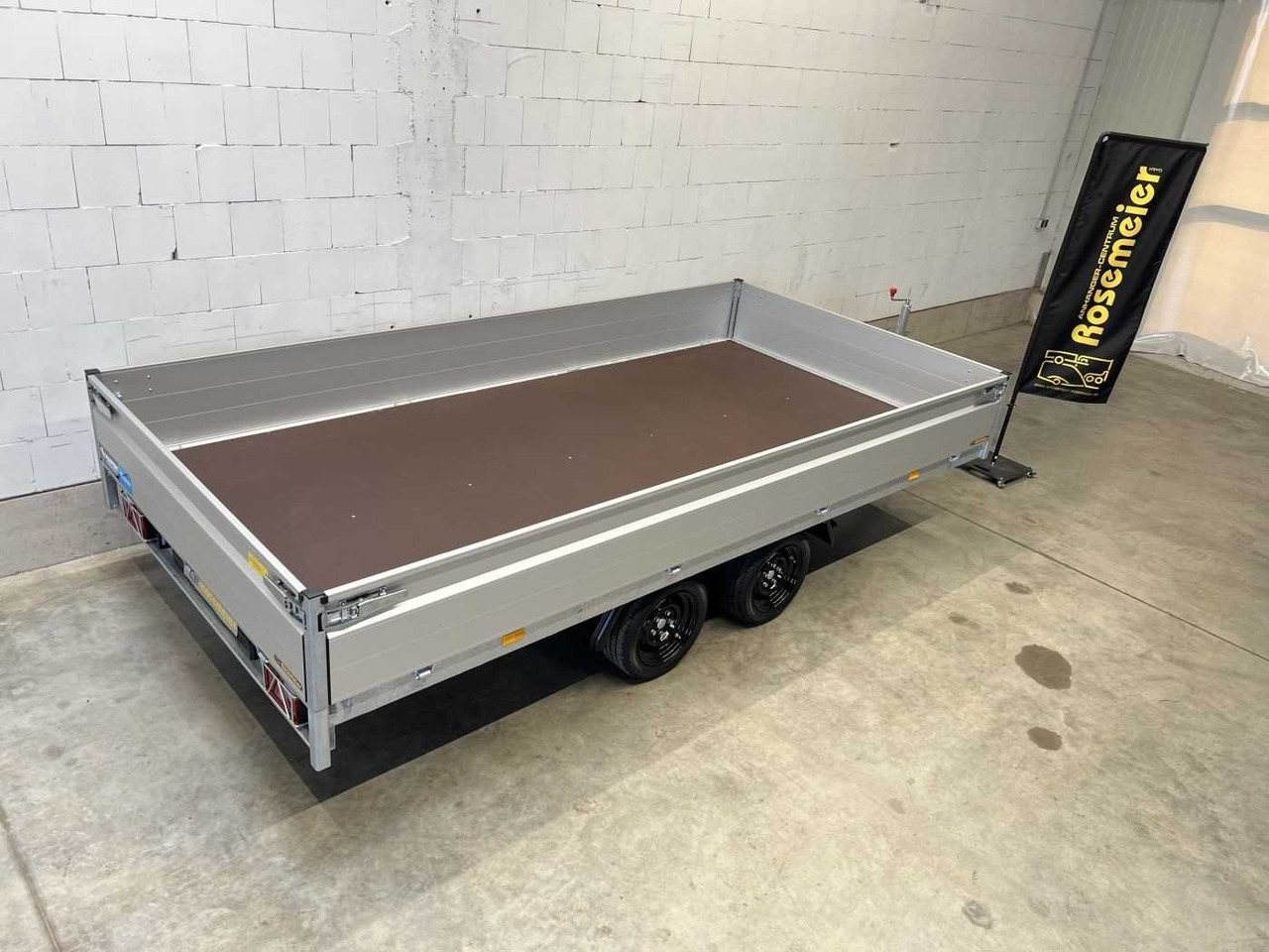 HAPERT Azure H-2 Parabelfedern Hochlader - Auto príves: obrázok 4 HAPERT Azure H-2 Parabelfedern Hochlader - Auto príves: obrázok 4