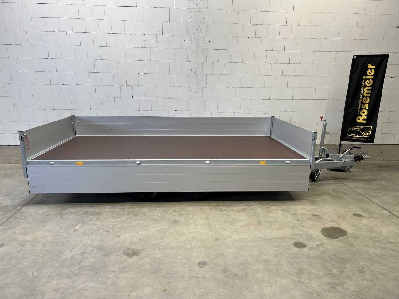 HAPERT Azure H-2 Parabelfedern Hochlader - Auto príves: obrázok 2 HAPERT Azure H-2 Parabelfedern Hochlader - Auto príves: obrázok 2