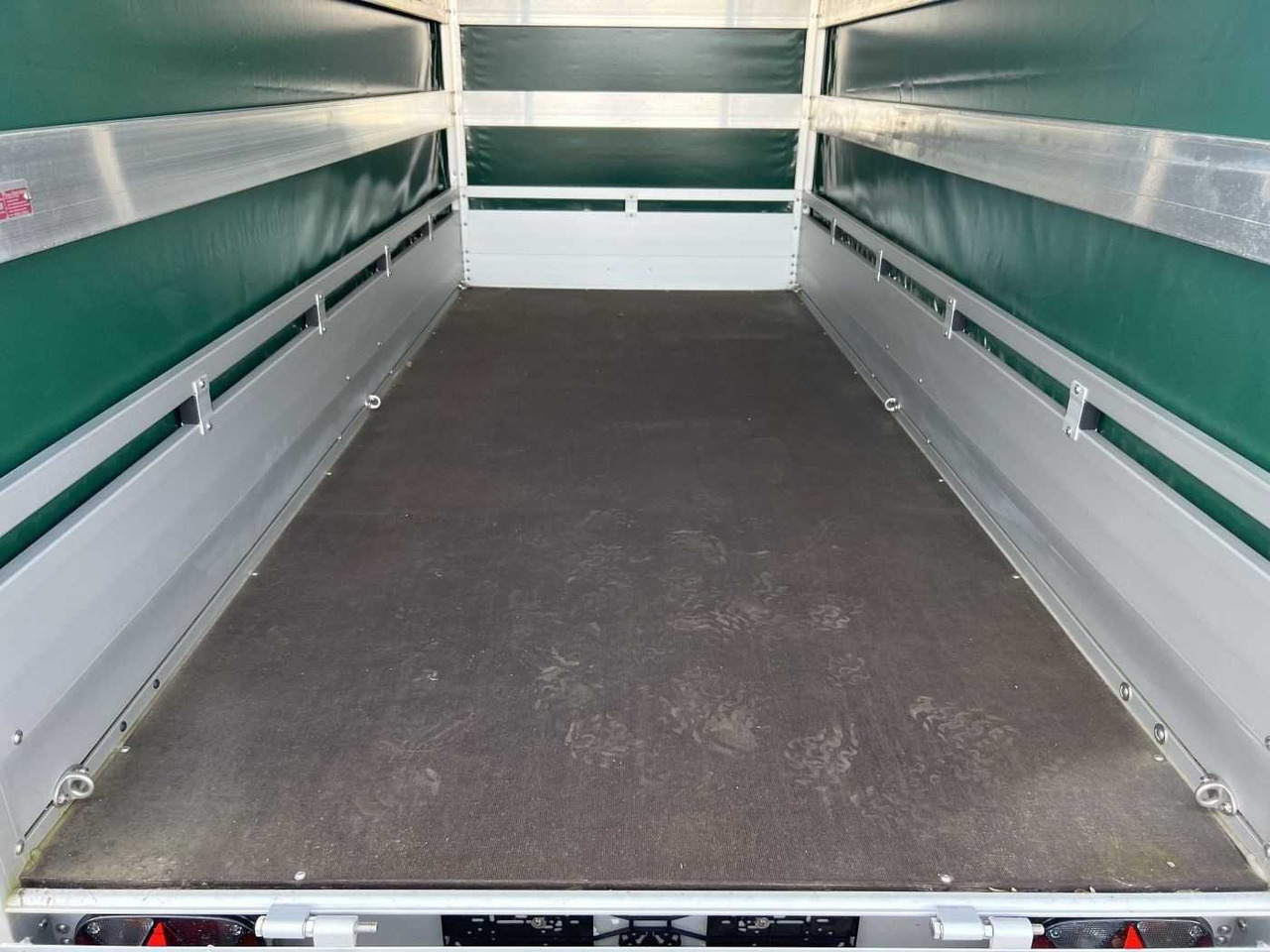 KOCH 8.15 Plane Kastenanhänger gebremst - Auto príves: obrázok 5 KOCH 8.15 Plane Kastenanhänger gebremst - Auto príves: obrázok 5