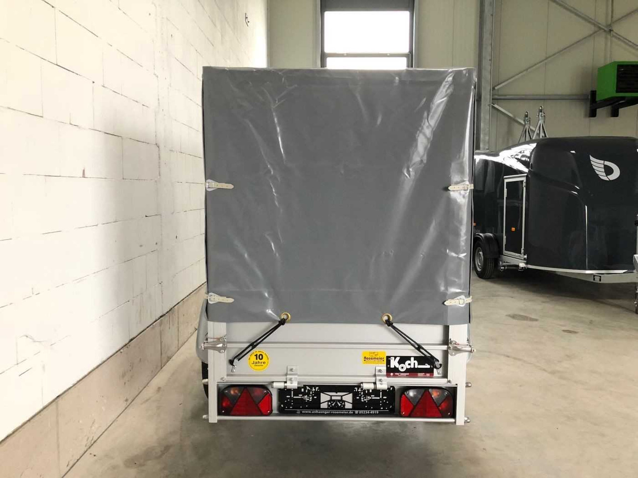 KOCH U2 Plane Kastenanhänger ungebremst - Auto príves: obrázok 3 KOCH U2 Plane Kastenanhänger ungebremst - Auto príves: obrázok 3