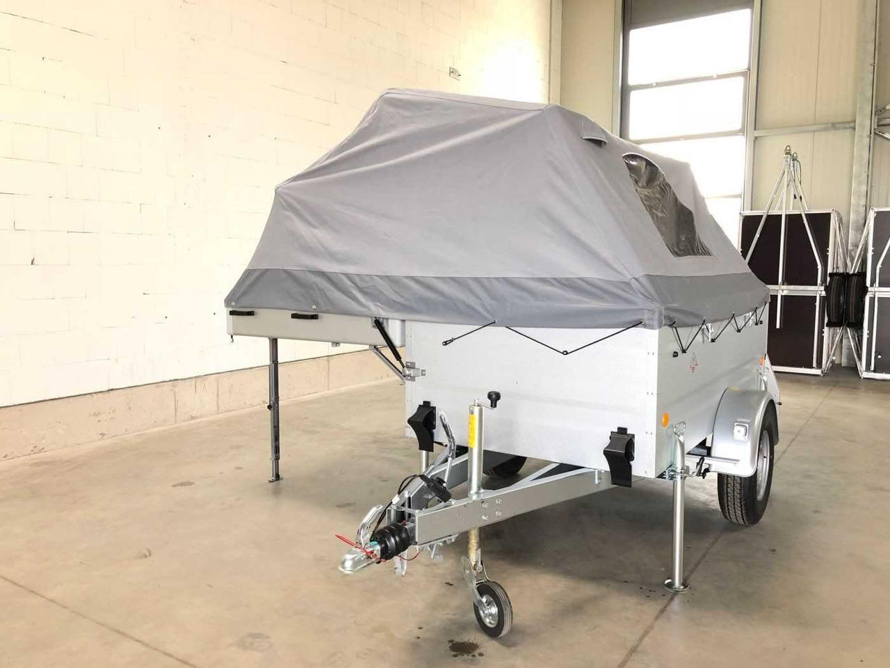 TPV KT-EB3 Street Camper Campinganhänger - Obytný príves: obrázok 2 TPV KT-EB3 Street Camper Campinganhänger - Obytný príves: obrázok 2