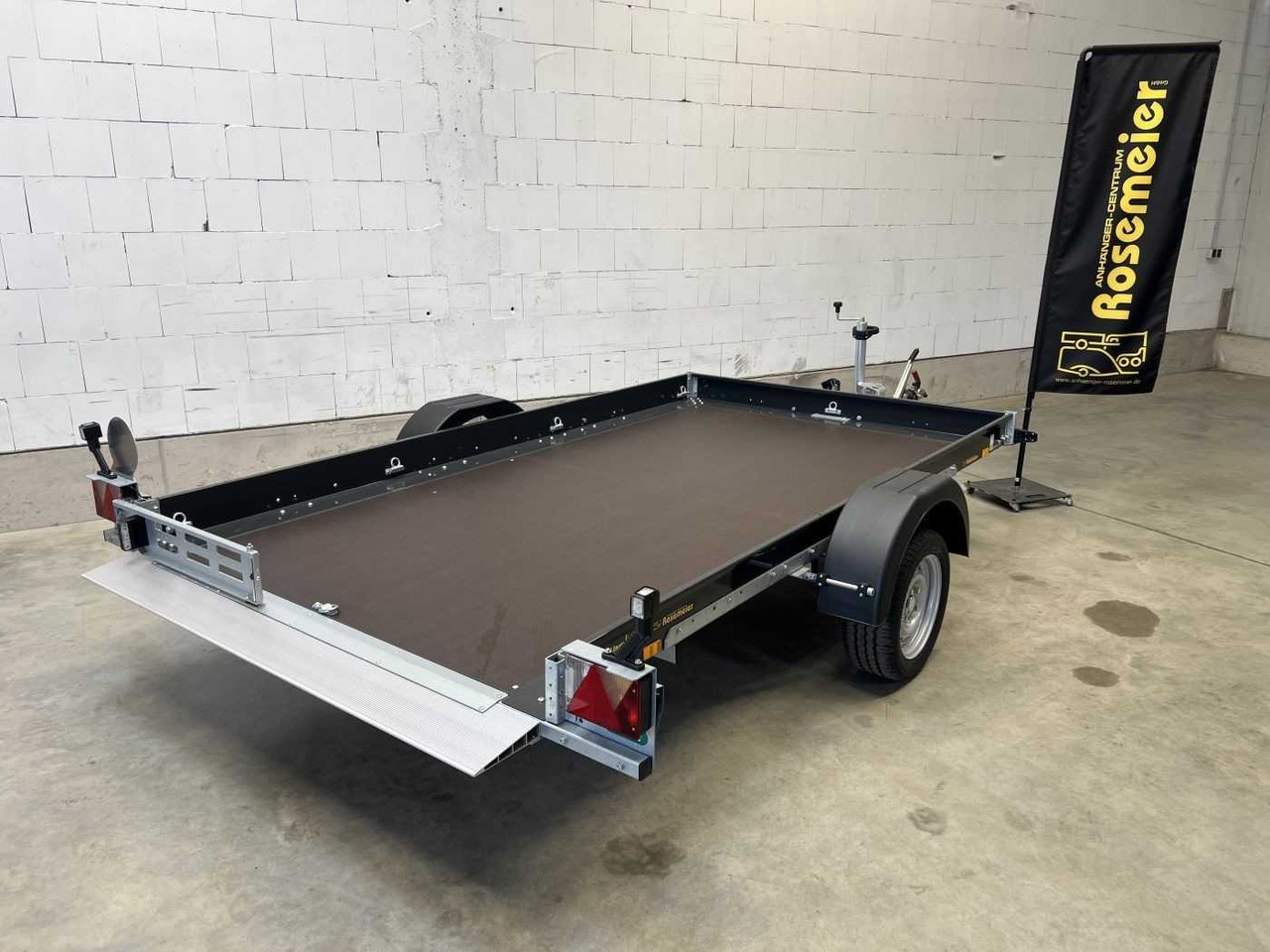 UNSINN UA 3118-15-13 Absenker Motorradanhänger - Príves na prepravu motocyklov: obrázok 5 UNSINN UA 3118-15-13 Absenker Motorradanhänger - Príves na prepravu motocyklov: obrázok 5