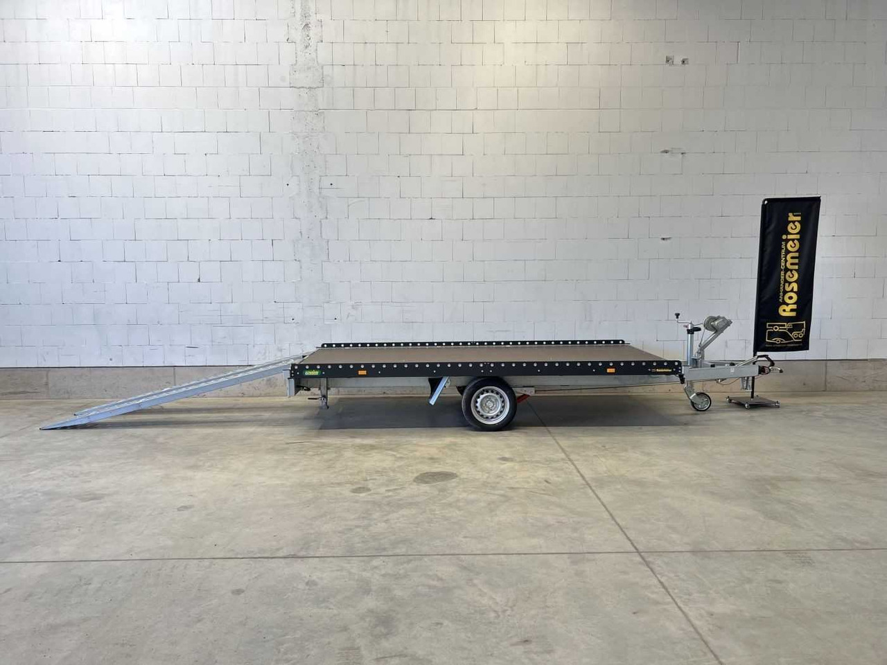 UNSINN UF 3617-13 Maschinentransporter - Prepravník stavebných strojov: obrázok 1 UNSINN UF 3617-13 Maschinentransporter - Prepravník stavebných strojov: obrázok 1