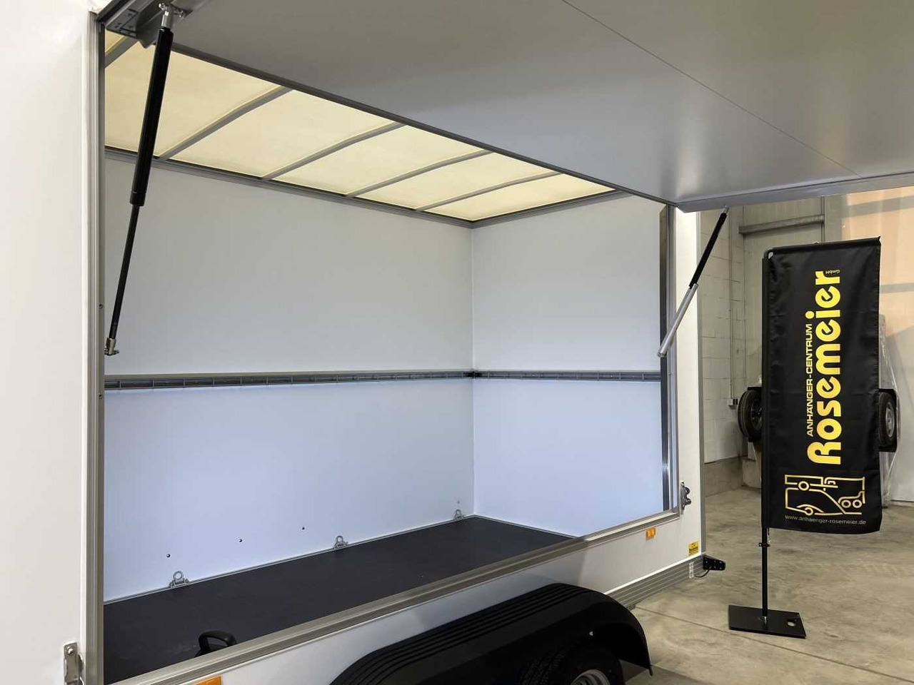 Nový Predajná príves UNSINN UKU 301519-20-13 Rampe+VKL Kofferanhänger: obrázok 11 Nový Predajná príves UNSINN UKU 301519-20-13 Rampe+VKL Kofferanhänger: obrázok 11