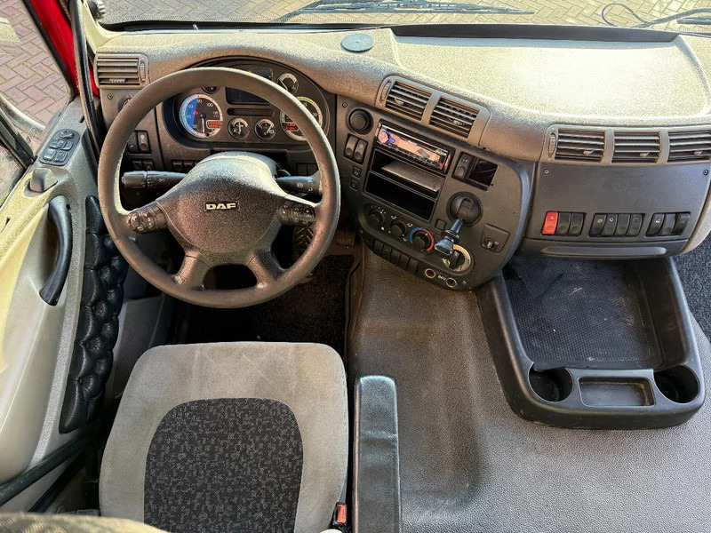 DAF CF 75 CF75-250 4X2 SPACECAB/RENOVA/STEEL/AIR/AIRCO/HOLLAND TRUCK - Kontejnérový podvozek/ Výměnná nástavba: obrázok 3 DAF CF 75 CF75-250 4X2 SPACECAB/RENOVA/STEEL/AIR/AIRCO/HOLLAND TRUCK - Kontejnérový podvozek/ Výměnná nástavba: obrázok 3