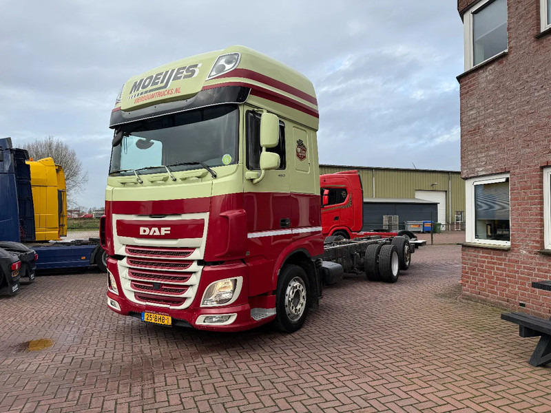 DAF XF 460 XF460 6X2 SCC EURO6 CHASSIS - HOLLAND TRUCK - SMART TACHO -TOP CONDITION!!!! - Podvozek s kabinou: obrázok 2 DAF XF 460 XF460 6X2 SCC EURO6 CHASSIS - HOLLAND TRUCK - SMART TACHO -TOP CONDITION!!!! - Podvozek s kabinou: obrázok 2