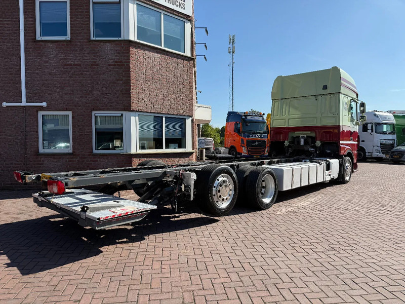 DAF XF 480 XF480 6X2 SSC CHASSIS EURO6 HOLLAND TRUCK TUV 4-2026 Smart Tacho - Podvozek s kabinou: obrázok 4 DAF XF 480 XF480 6X2 SSC CHASSIS EURO6 HOLLAND TRUCK TUV 4-2026 Smart Tacho - Podvozek s kabinou: obrázok 4