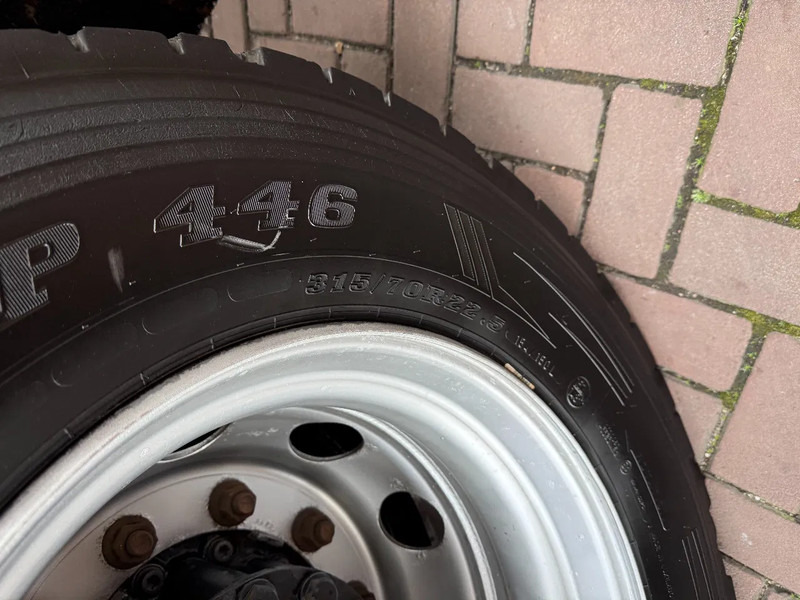 Mercedes-Benz Antos Antos 1824L mit 8.5m Isokoffer / 1.500kg Ladebordwand / Euro6 / Holland Truck - Skříňový nákladní auto: obrázok 5 Mercedes-Benz Antos Antos 1824L mit 8.5m Isokoffer / 1.500kg Ladebordwand / Euro6 / Holland Truck - Skříňový nákladní auto: obrázok 5