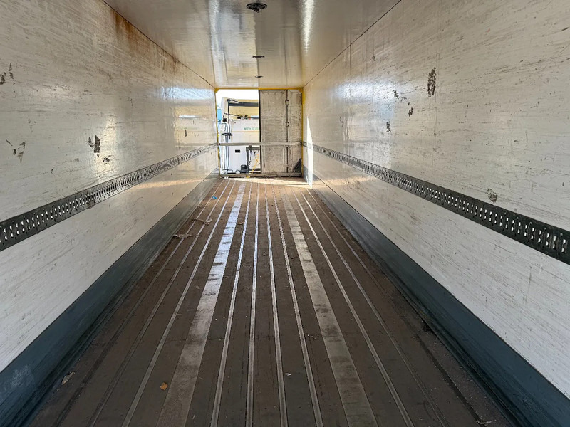 Tracon TRAILERS 3-Assige kasten oplegger met 3 tons klep / 2-assen gestuurd / APK 7-2026 - Náves skriňové: obrázok 3 Tracon TRAILERS 3-Assige kasten oplegger met 3 tons klep / 2-assen gestuurd / APK 7-2026 - Náves skriňové: obrázok 3