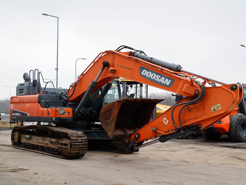 DOOSAN DX300LC-5 - Pásové rýpadlo: obrázok 4 DOOSAN DX300LC-5 - Pásové rýpadlo: obrázok 4