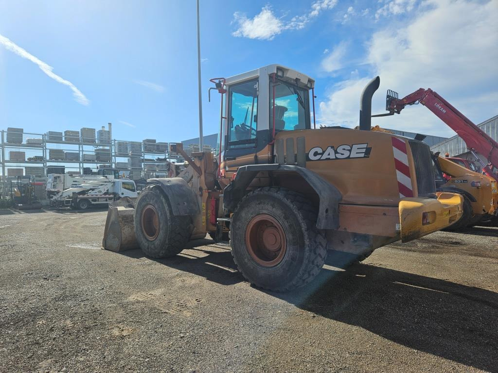 CASE 621 D - Kolesový nakladač: obrázok 5 CASE 621 D - Kolesový nakladač: obrázok 5