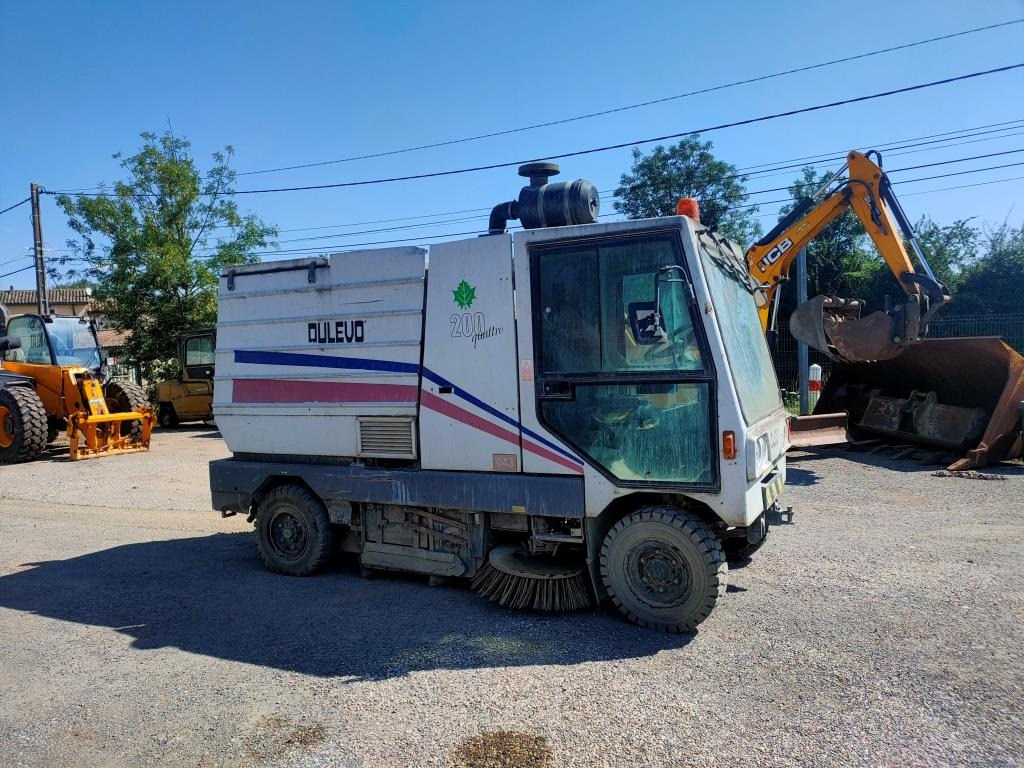 DULEVO 200-4 - Zametacie vozidlo: obrázok 5 DULEVO 200-4 - Zametacie vozidlo: obrázok 5