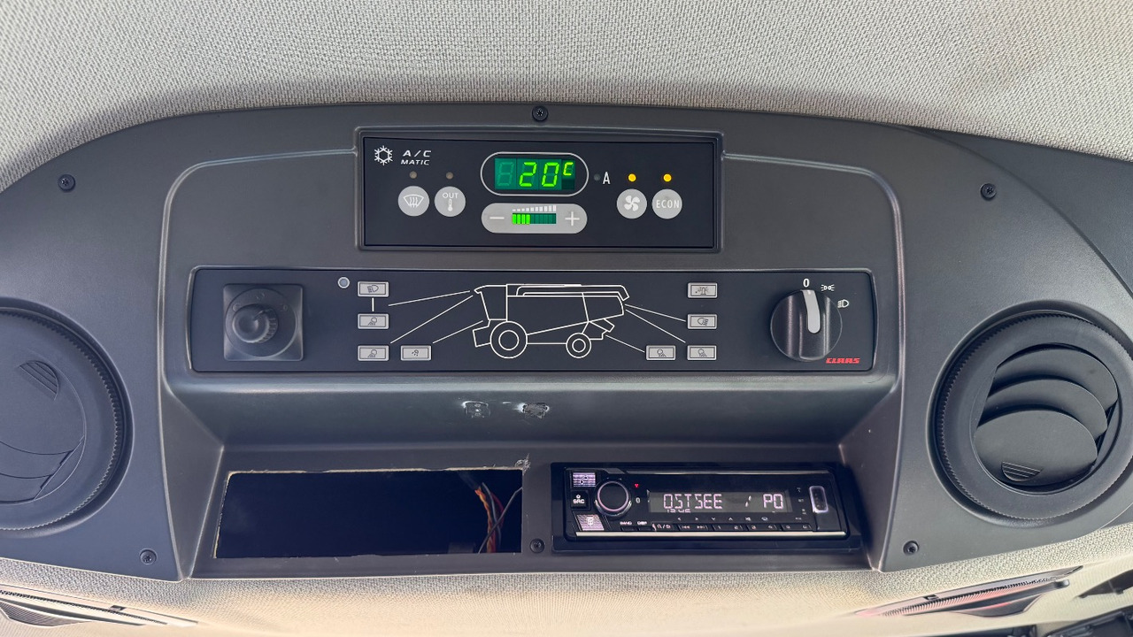 CLAAS Lexion 6900 TerraTrac 890 full Options - Obilný kombajn: obrázok 3 CLAAS Lexion 6900 TerraTrac 890 full Options - Obilný kombajn: obrázok 3