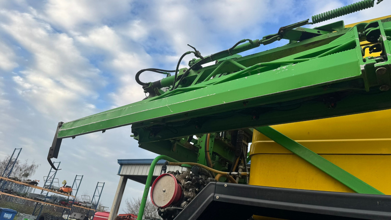 Dammann DT 2500 H 6000l 30 m - Samohybný postrekovač: obrázok 3 Dammann DT 2500 H 6000l 30 m - Samohybný postrekovač: obrázok 3