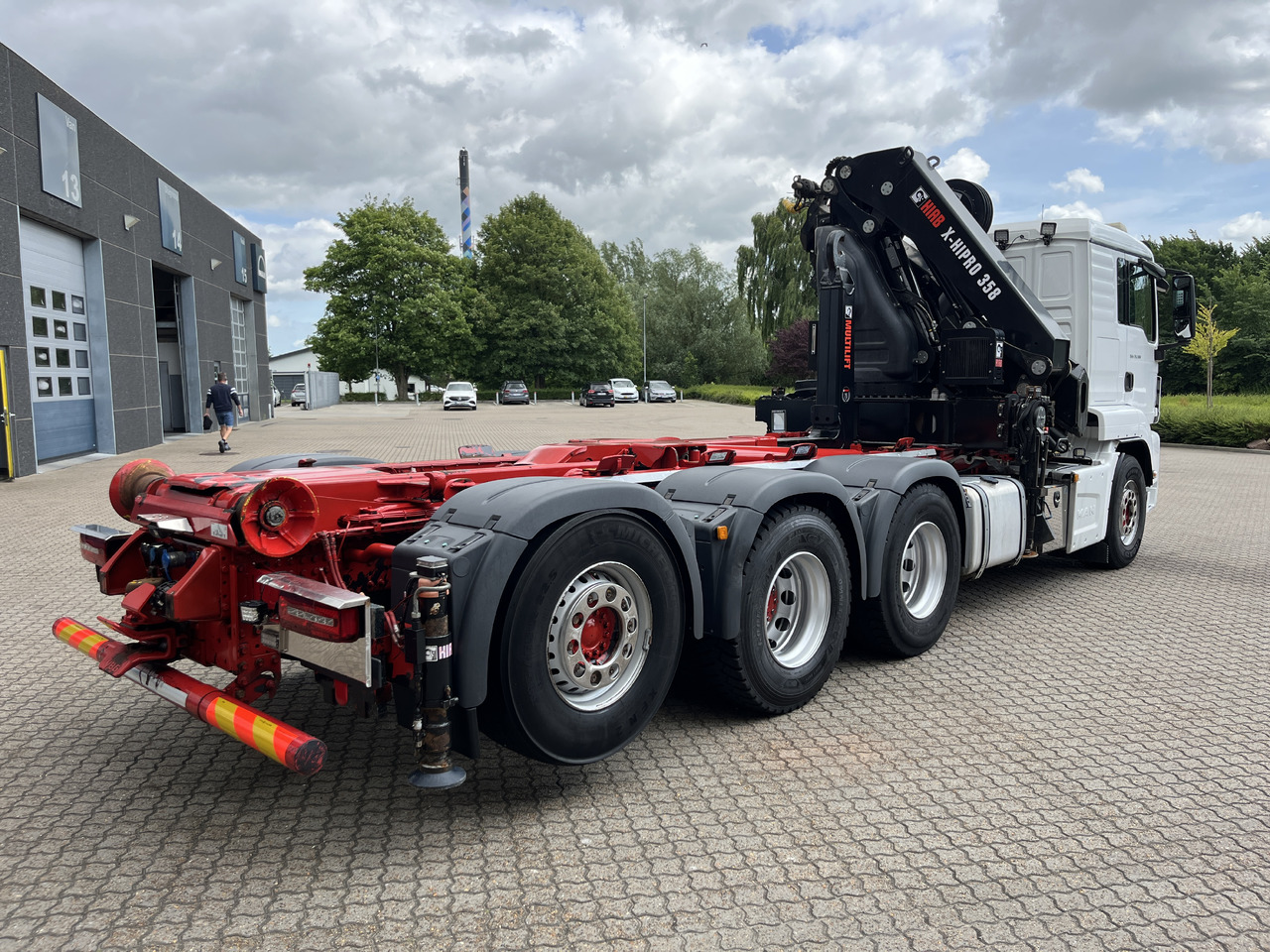 MAN TGS 35.500 8x4 - Kontejnérový podvozek/ Výměnná nástavba, Auto s hydraulickou rukou: obrázok 4 MAN TGS 35.500 8x4 - Kontejnérový podvozek/ Výměnná nástavba, Auto s hydraulickou rukou: obrázok 4