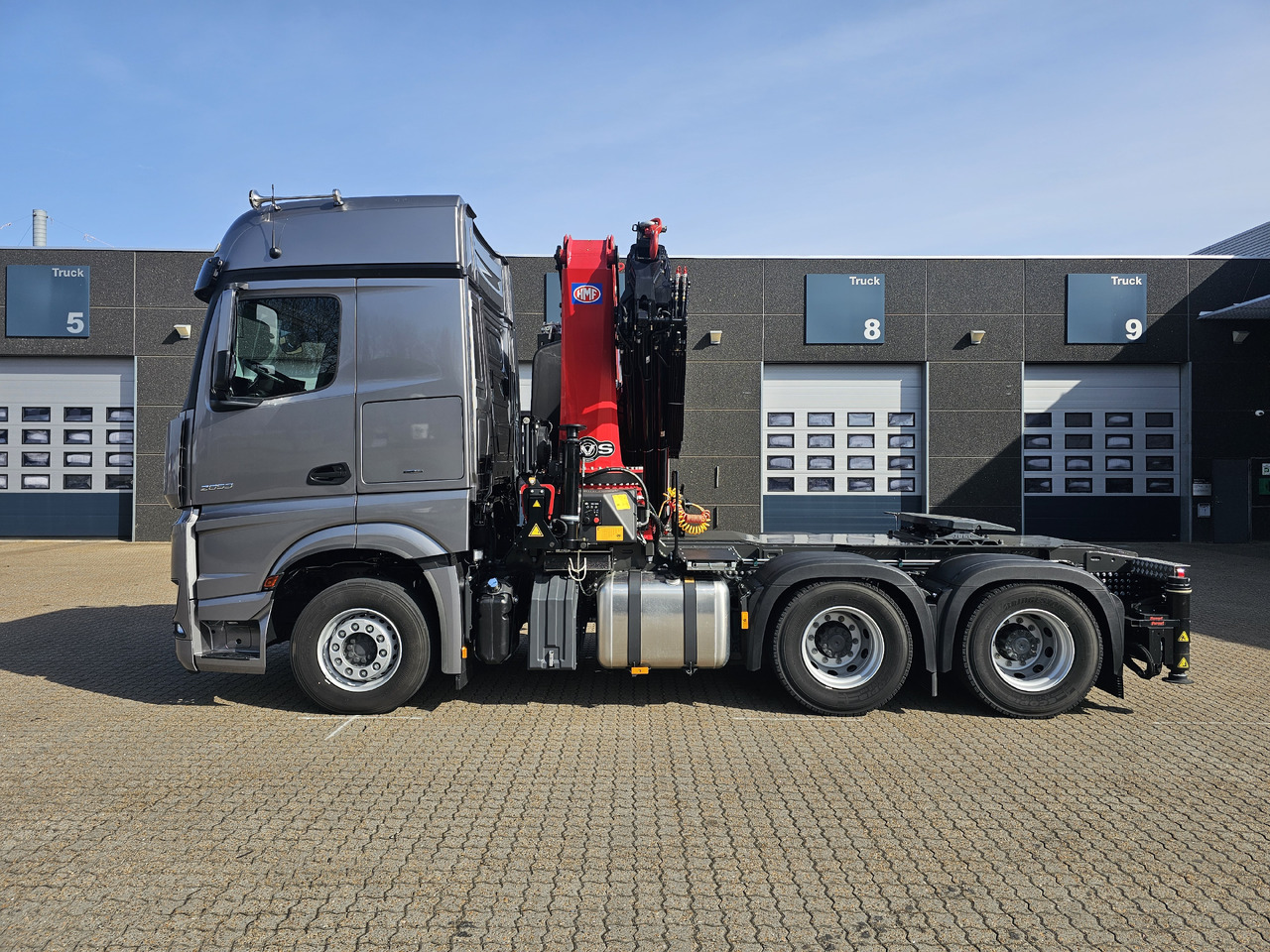 Mercedes Arocs 2653 6x4 40 T-mtr. - Auto s hydraulickou rukou, Ťahač: obrázok 4 Mercedes Arocs 2653 6x4 40 T-mtr. - Auto s hydraulickou rukou, Ťahač: obrázok 4