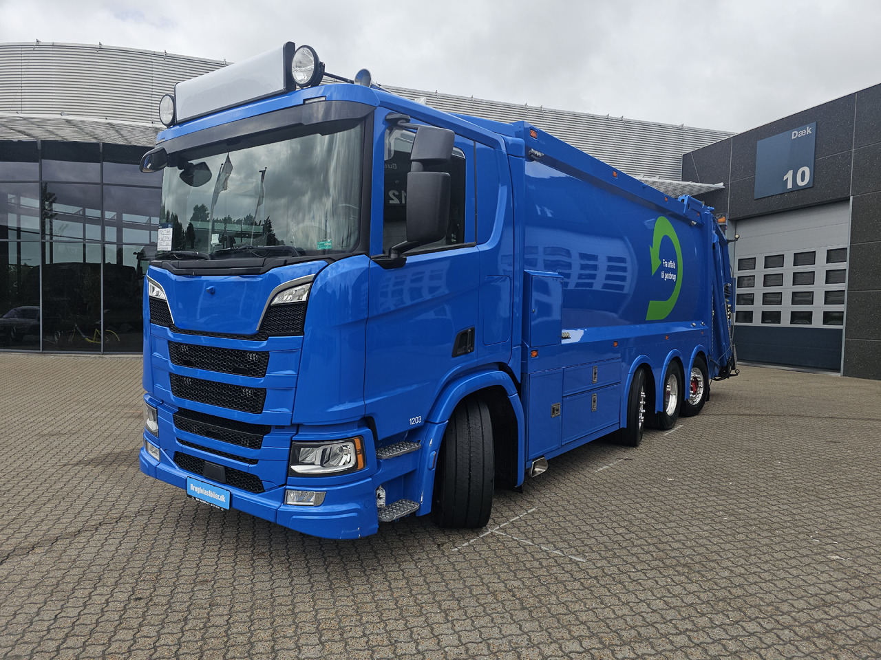 Scania R520 8x2 - Auto na odvoz odpadu: obrázok 1 Scania R520 8x2 - Auto na odvoz odpadu: obrázok 1