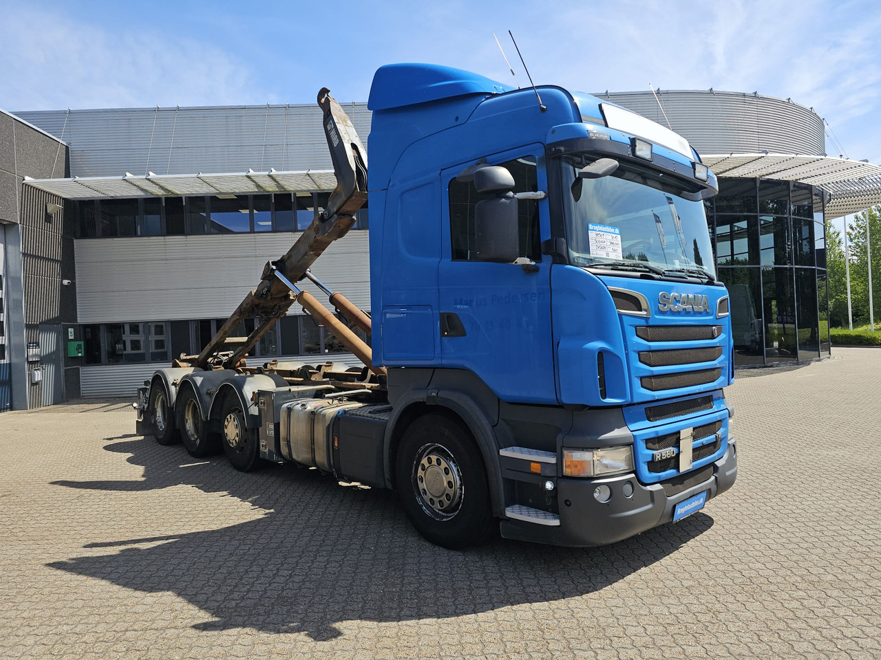 Scania R560 - Hákový nosič kontajnerov: obrázok 2 Scania R560 - Hákový nosič kontajnerov: obrázok 2