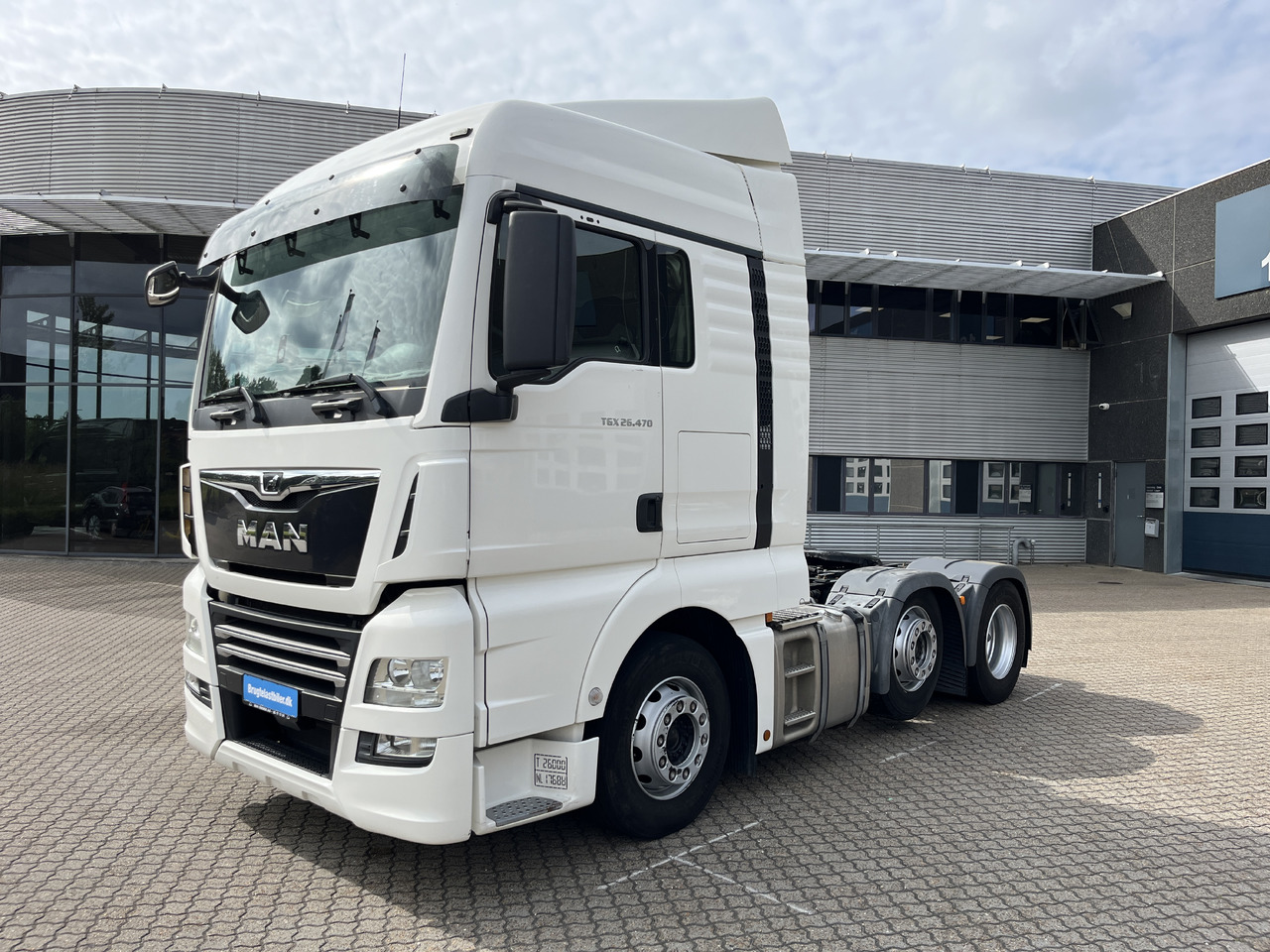 Ťahač MAN TGX 26.470 6x2-2: obrázok 1