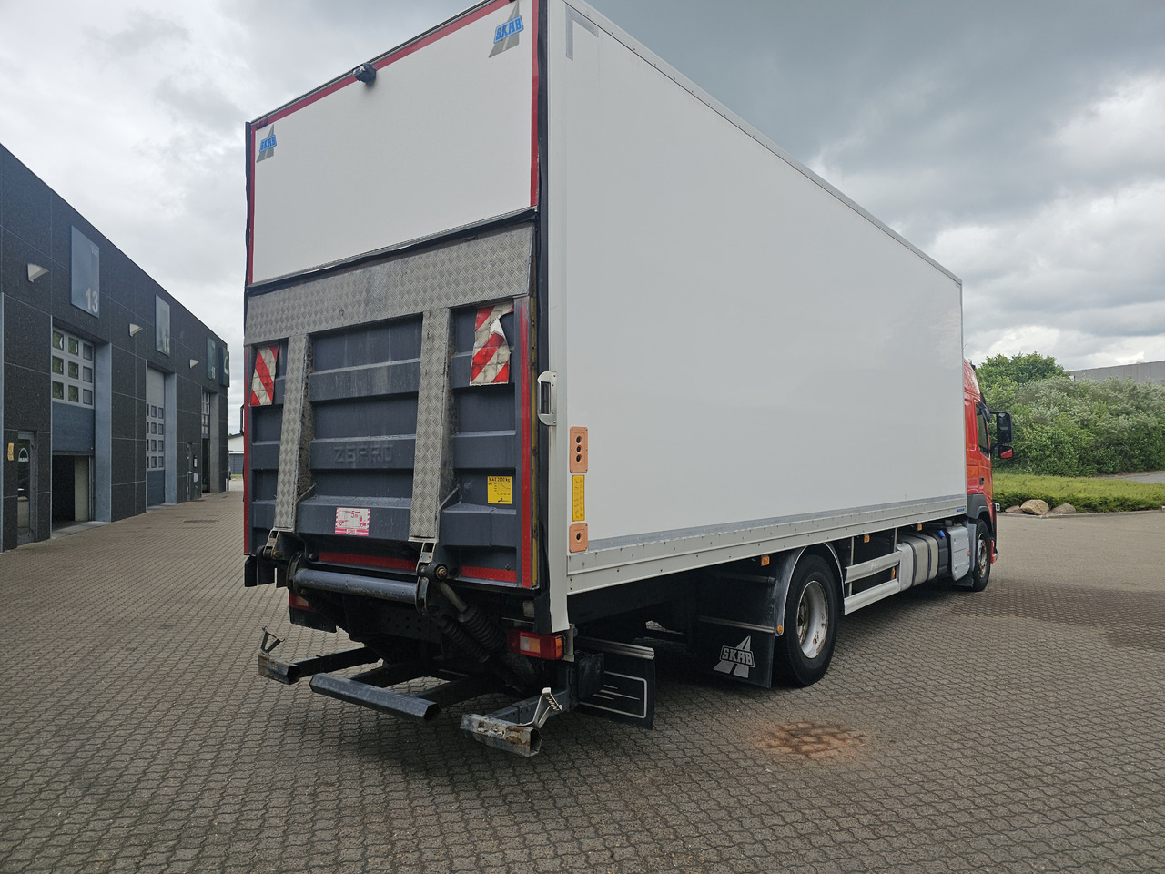 Volvo FM340 - Skříňový nákladní auto: obrázok 4 Volvo FM340 - Skříňový nákladní auto: obrázok 4