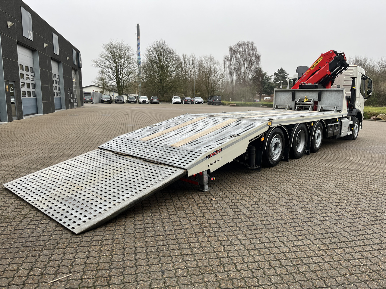 Volvo FM500 - Nákladné vozidlo na prepravu automobilov, Auto s hydraulickou rukou: obrázok 3 Volvo FM500 - Nákladné vozidlo na prepravu automobilov, Auto s hydraulickou rukou: obrázok 3