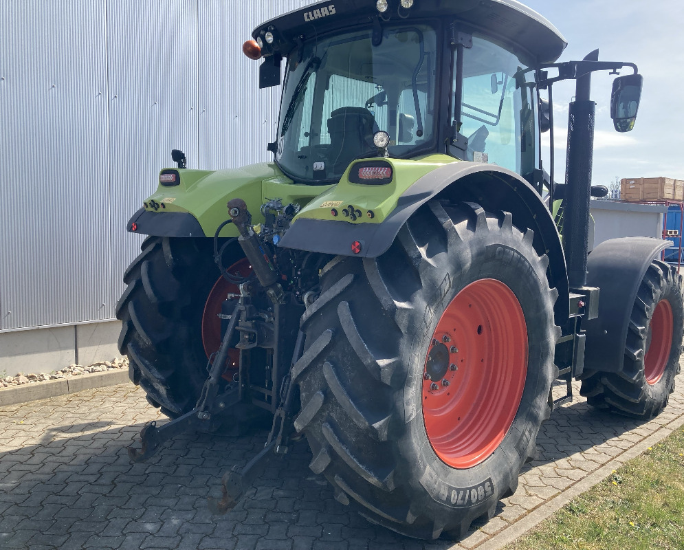 CLAAS Arion 650 CEBIS - Traktor: obrázok 2 CLAAS Arion 650 CEBIS - Traktor: obrázok 2