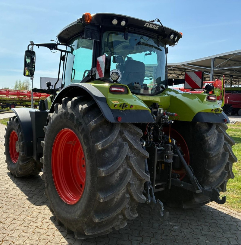 CLAAS Arion 660 Cmatic - Traktor: obrázok 3 CLAAS Arion 660 Cmatic - Traktor: obrázok 3