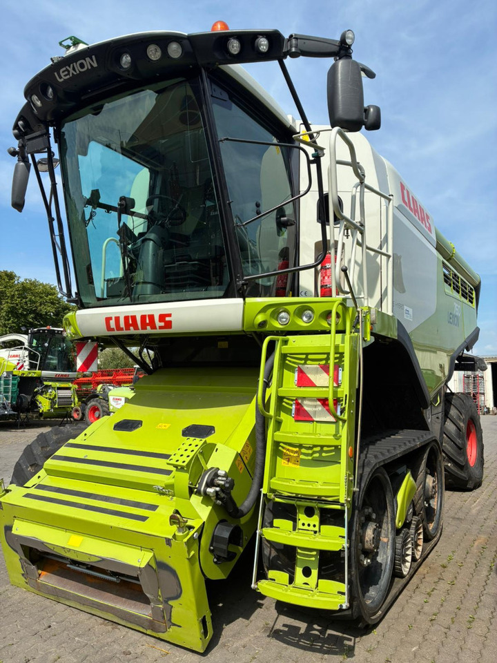 CLAAS Lexion 760TT - Obilný kombajn: obrázok 1 CLAAS Lexion 760TT - Obilný kombajn: obrázok 1