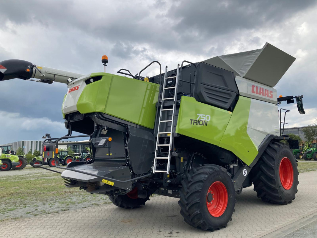 CLAAS Trion 750 - Obilný kombajn: obrázok 5 CLAAS Trion 750 - Obilný kombajn: obrázok 5