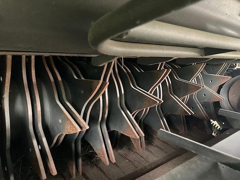 CLAAS Variant 485 RC PRO - Lis na okrúhle balíky: obrázok 2 CLAAS Variant 485 RC PRO - Lis na okrúhle balíky: obrázok 2