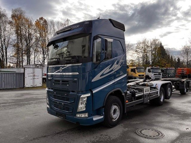 Volvo FH 460 Globetrotter Meiller Abrollkipper - Hákový nosič kontajnerov: obrázok 2 Volvo FH 460 Globetrotter Meiller Abrollkipper - Hákový nosič kontajnerov: obrázok 2