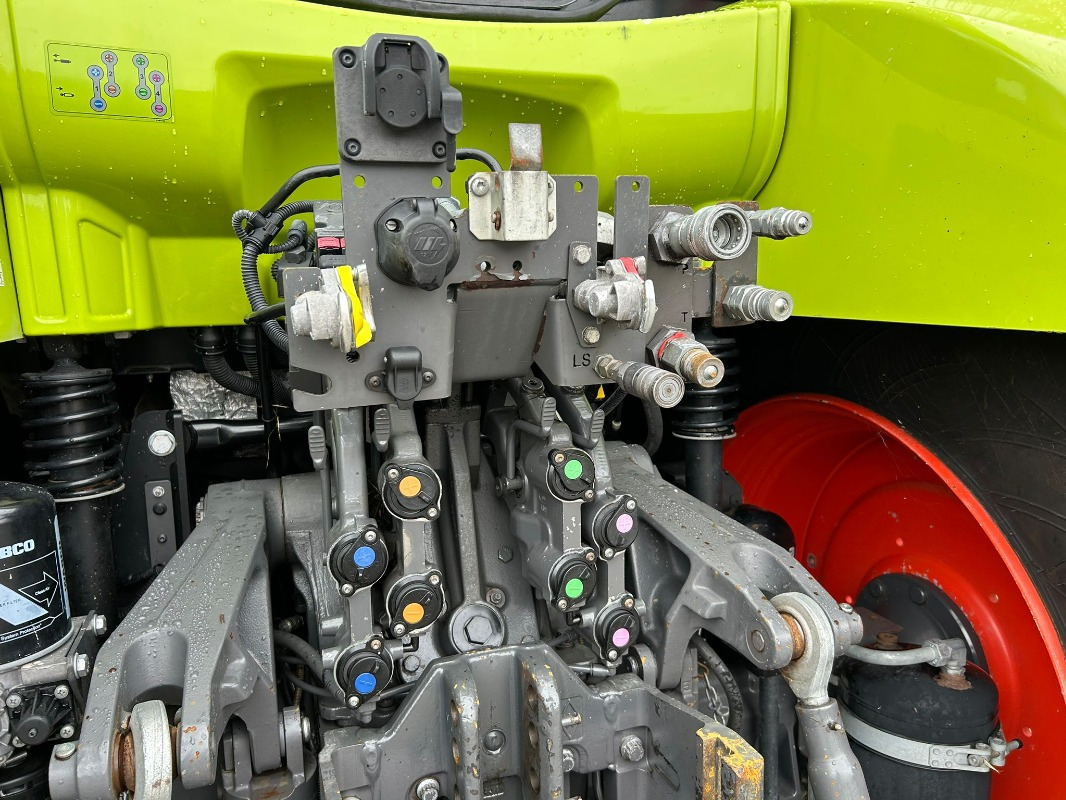 CLAAS Arion 660 - Traktor: obrázok 4 CLAAS Arion 660 - Traktor: obrázok 4