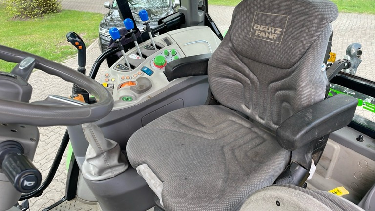 Deutz-Fahr 5115 - Traktor: obrázok 3 Deutz-Fahr 5115 - Traktor: obrázok 3