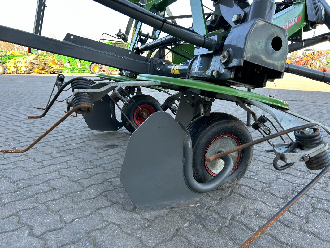 Fendt Lotus 770 - Obracač sena: obrázok 3 Fendt Lotus 770 - Obracač sena: obrázok 3